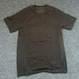 Lululemon Men’s Metal Vent Tech Short Sleeve Shirt